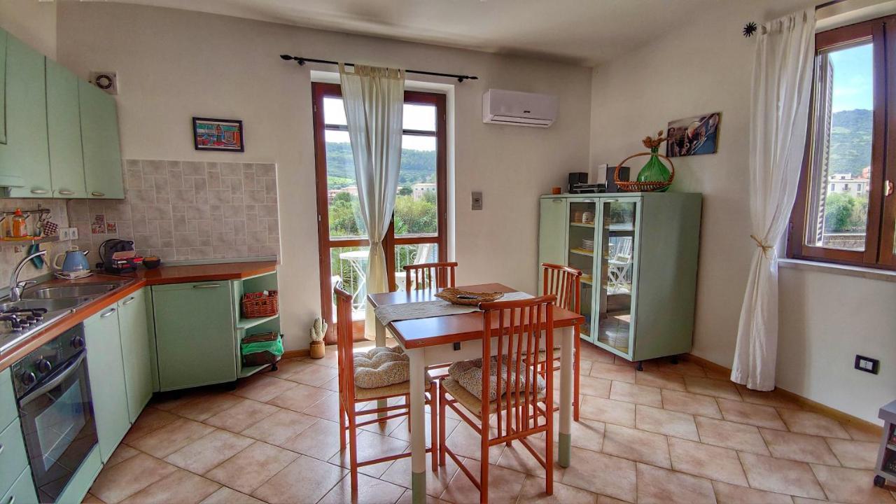 Temo River House Romantic Balcony And Peaceful Retreat In The Heart Of 보사 외부 사진