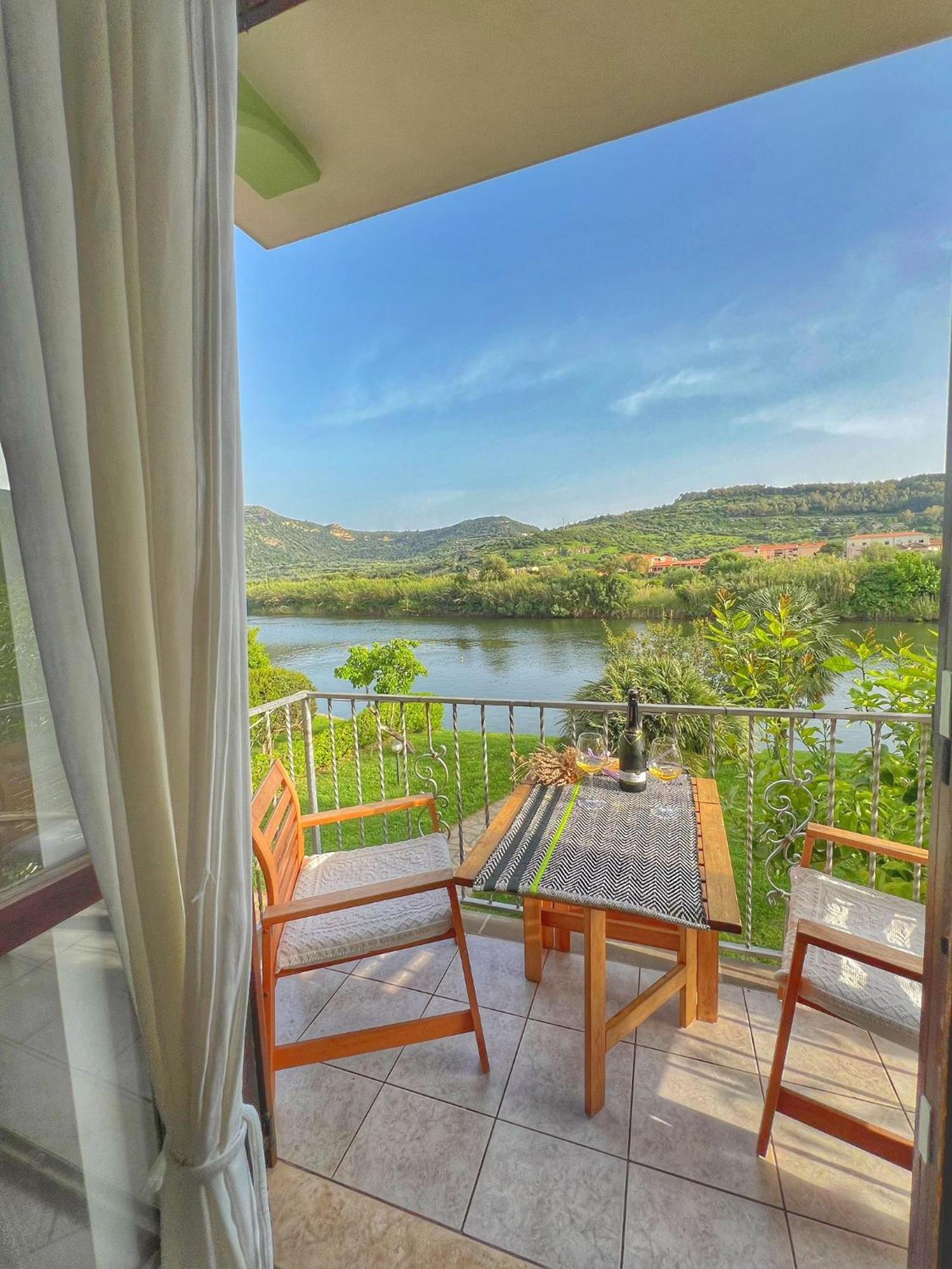Temo River House Romantic Balcony And Peaceful Retreat In The Heart Of 보사 외부 사진